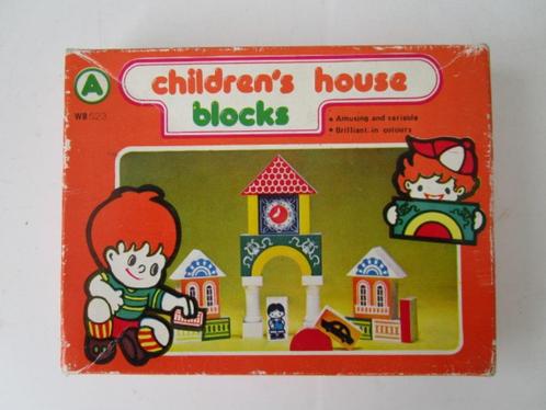 Children's House blocks. Vintage houten blokken huis kleur., Antiek en Kunst, Antiek | Speelgoed, Ophalen