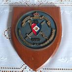 Wapenschildje schildje 102 GNKGP, Ophalen of Verzenden, Landmacht, Nederland