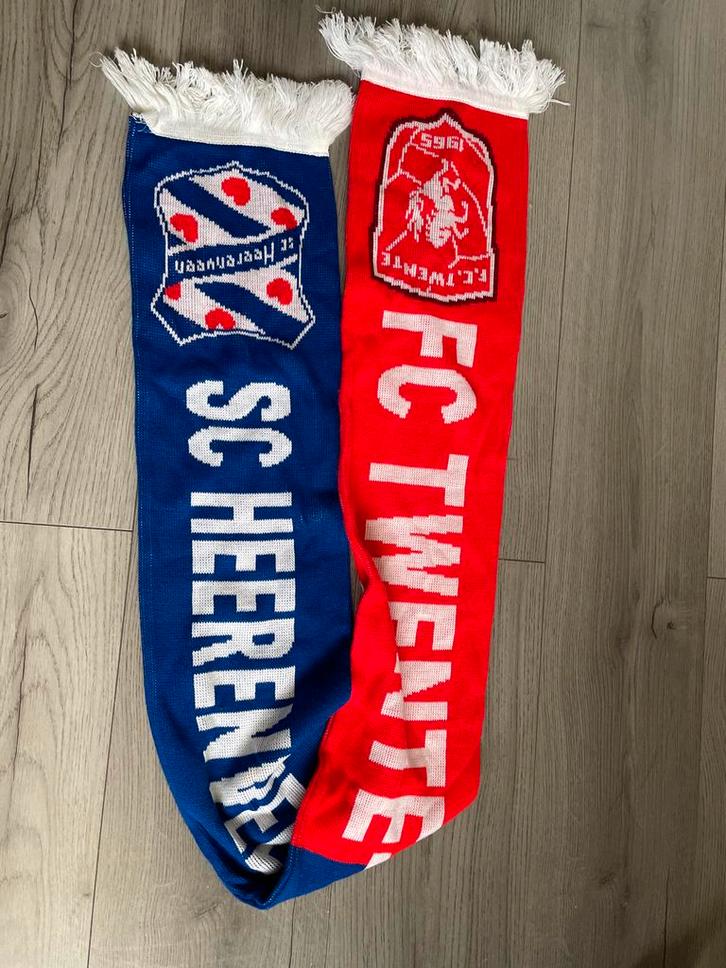 SC Heerenveen - FC Twente Sjaal (nieuw), Sport en Fitness, Voetbal, Zo goed als nieuw, Clubaccessoires, Ophalen of Verzenden