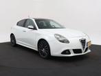 Alfa Romeo Giulietta 1.4 T Distinctive 170pk | Pano | Leder, Voorwielaandrijving, Gebruikt, Zwart, 4 cilinders