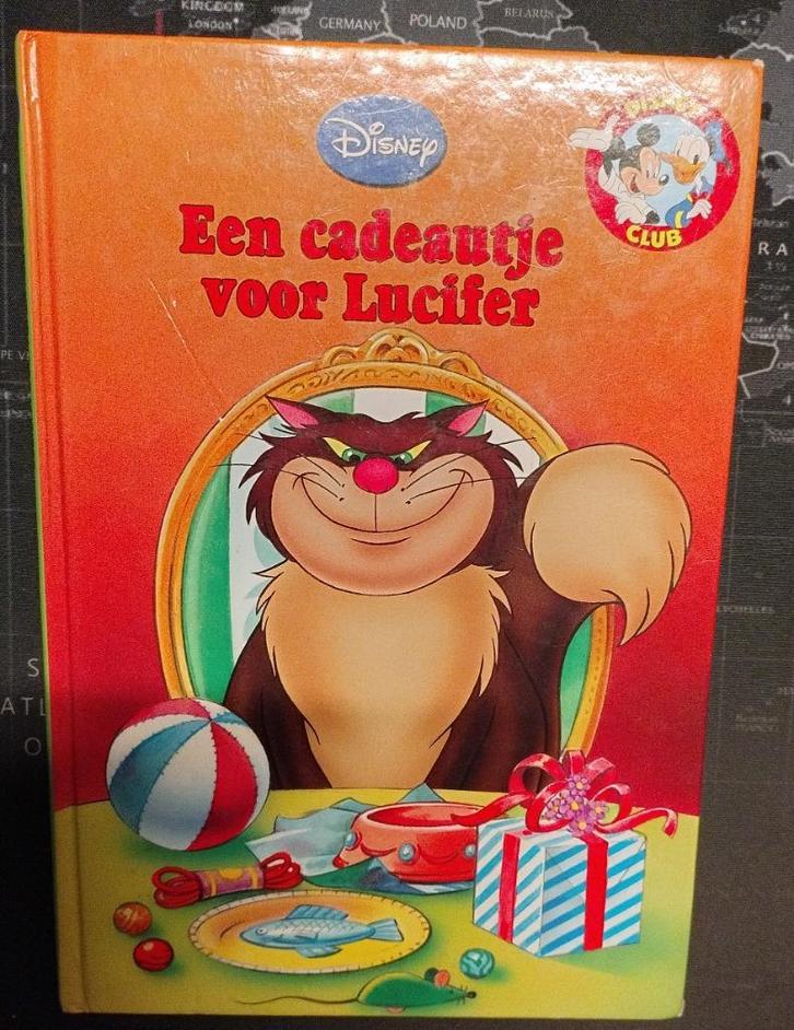 Disney Boekenclub: Een cadeautje voor Lucifer, Boeken, Kinderboeken | Jeugd | onder 10 jaar, Gelezen, Sprookjes, Ophalen