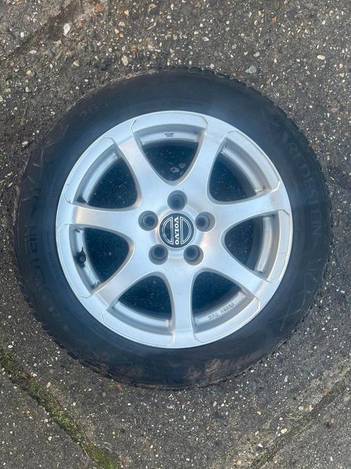 Winterbanden Volvo V50, V40, Ford Mondeo, Vredestein, Auto-onderdelen, Banden en Velgen, Banden en Velgen, Winterbanden, 16 inch