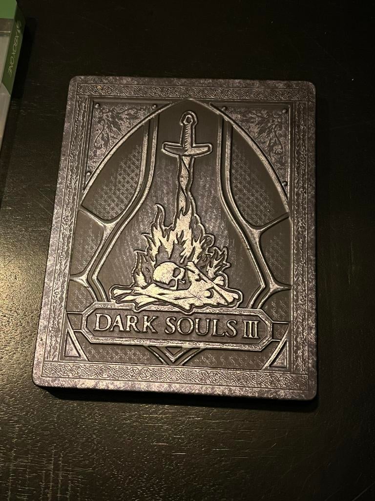 Dark Souls 3 Xbox One Apocalypse metalen doos, Online, 1 speler, Ophalen of Verzenden, Zo goed als nieuw