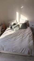 Bed met verborgen opberging, Ophalen, Gebruikt, Tweepersoons, 140 cm