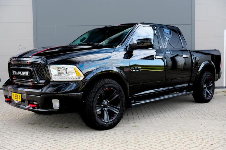 Dodge Ram 1500 5.7 V8 HEMI 4x4 | 401 PK | LARAMIE | BLACK-OP, Auto's, Dodge, Bedrijf, Te koop, RAM 1500, 4x4, ABS, Achteruitrijcamera
