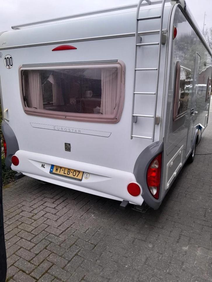 Knaus Eurostar 550 FU 2006, Caravans en Kamperen, Caravans, Particulier, tot en met 4, 1250 - 1500 kg, Rondzit, Knaus, Frans bed