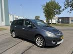 Mitsubishi Grandis 2.4-16V InSport 7-Persoons Automaat 165 P, Auto's, Mitsubishi, Stof, 7 stoelen, Bedrijf, 92 €/maand