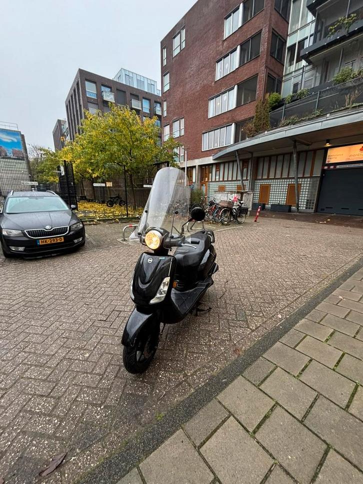 SYM FIDDLE 2 (Geel kenteken + windscherm) 2023, Fietsen en Brommers, Scooters | SYM, Zo goed als nieuw, Fiddle, Maximaal 45 km/u