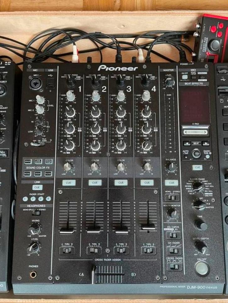 Pioneer CDJ 2000 DJM Nexus + Flightcase, Muziek en Instrumenten, Dj-sets en Draaitafels, Zo goed als nieuw, Pioneer, Ophalen of Verzenden