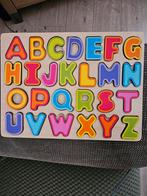 Houten alfabet puzzel, 10 tot 50 stukjes, Ophalen of Verzenden, Zo goed als nieuw, Van hout