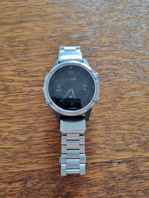 Garmin fenix 5 plus Sapphire, Sieraden, Tassen en Uiterlijk, Sporthorloges, Gebruikt, Android, Grijs, Afstand, Calorieverbanding