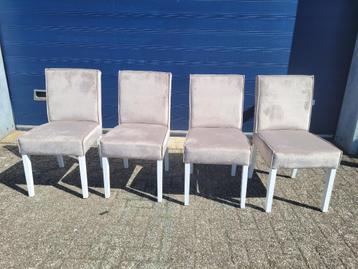 4 nieuwe zandkleur stoffen stoelen beschikbaar voor biedingen