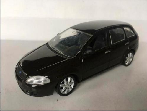 model Fiat Croma SW station wagon 1/43 Norev, Bruin bespeeld, Hobby en Vrije tijd, Modelauto's | 1:43, Gebruikt, Auto, Norev, Ophalen of Verzenden