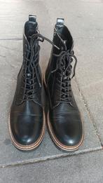 Zwarte dames laarsjes maat 44, Kleding | Dames, Schoenen, Ophalen of Verzenden, Nieuw, Zwart