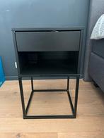 2 zwarte nachtkastjes, Ophalen of Verzenden, Gebruikt, Minder dan 45 cm, 55 tot 70 cm