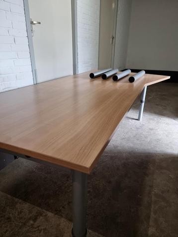 Bureau t.e.a.b marco eromes. Degelijk 180 breed beschikbaar voor biedingen