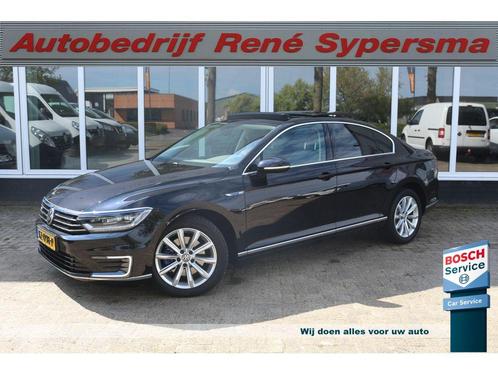 Volkswagen Passat 1.4 TSI GTE Connected Series Plus Panodak/, Auto's, Volkswagen, Bedrijf, Te koop, Passat, ABS, Adaptive Cruise Control