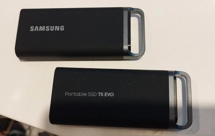 Samsung T5 EVO 8TB – 2 stuks beschikbaar, Computers en Software, Harde schijven, Zo goed als nieuw, Desktop, Extern, SSD, USB
