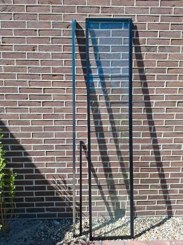 Glazen douchewand met zwarte omlijsting 45/ 200 beschikbaar voor biedingen