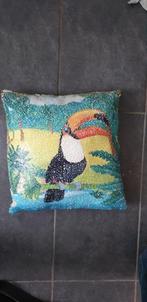 kussen kussen woon sier kussen toekan nieuw 40 x 40, Ophalen of Verzenden, Nieuw, Overige kleuren, Vierkant