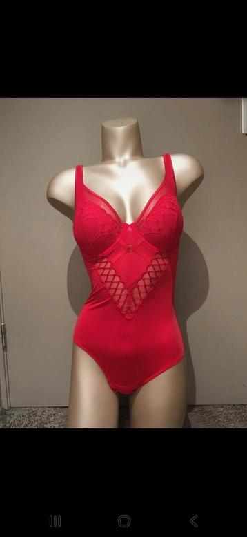Prima Donna Vya Body Strawberry Kiss - 75D beschikbaar voor biedingen