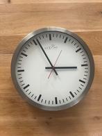 Nextime klok radio control, Ophalen, Zo goed als nieuw, Wandklok