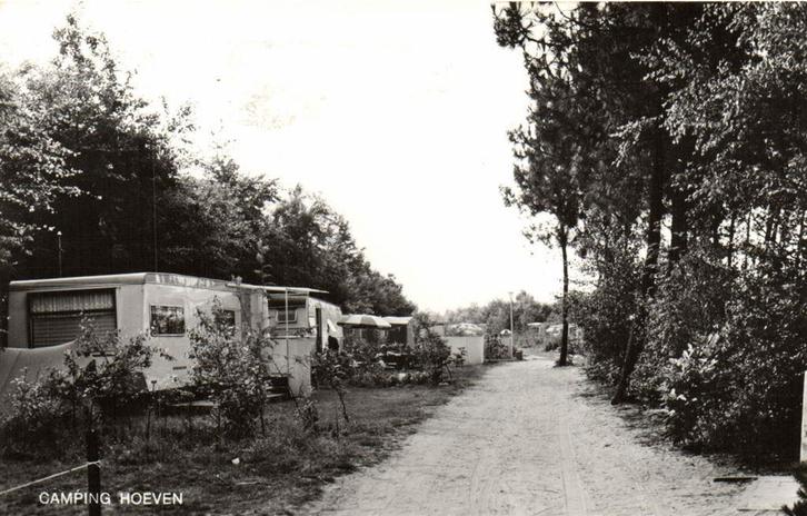 Camping Hoeven - caravan - 1970 gelopen, Verzamelen, Ansichtkaarten | Nederland, Gelopen, Noord-Brabant, Voor 1920, Ophalen of Verzenden