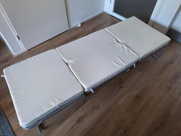 Bed inklapbaar beschikbaar voor biedingen