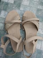 Sandalen Tamaris maat 37 beige, Ophalen of Verzenden, Zo goed als nieuw, Beige, Sandalen of Muiltjes