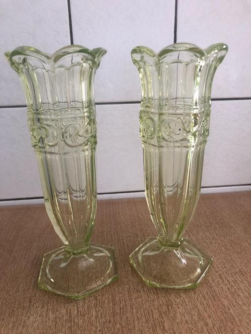 VAZEN URANIUMGLAS, Antiek en Kunst, Antiek | Glas en Kristal, Ophalen of Verzenden
