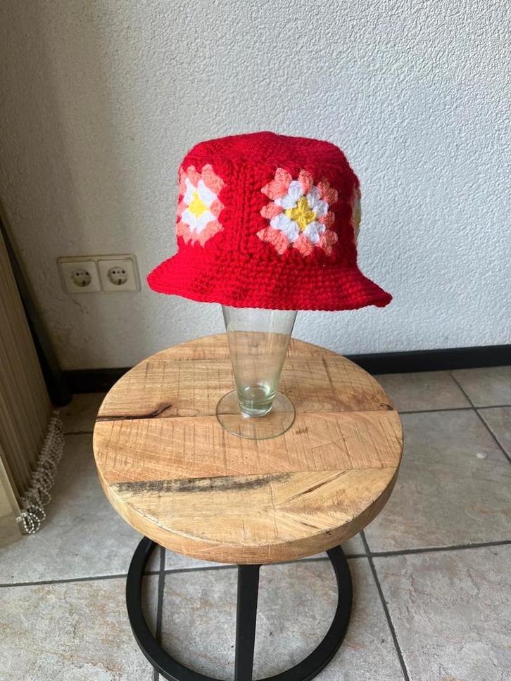 Gehaakt vissershoedje hoedje, Hobby en Vrije tijd, Breien en Haken, Nieuw, Haken, Ophalen of Verzenden