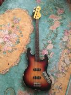 Vintage V74MRJP JP Tribute fretless Bass Distressed Sunburst, Muziek en Instrumenten, Snaarinstrumenten | Gitaren | Bas, Ophalen of Verzenden