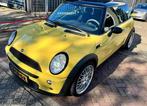 Mini cooper S 2002 OPKNAPPER of onderdelen, Voorwielaandrijving, 4 stoelen, Origineel Nederlands, Handgeschakeld