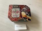 Paldean Fates Charizard Tin Pokemon, Ophalen of Verzenden, Nieuw, Boosterbox