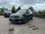 Volkswagen Tiguan R-line 2.0 TSI 380pk 4Motion DSG 2018, Auto's, Zwart, 4 cilinders, 1984 cc, 2500 kg