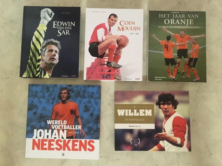 voetbalboeken- Biografien voetballers ( 6 stuks ), Boeken, Sportboeken, Zo goed als nieuw, Balsport, Ophalen of Verzenden