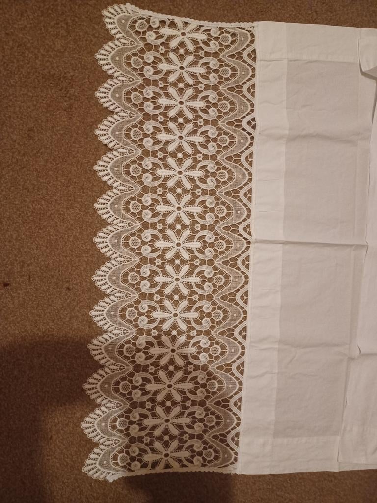 Gordijn kant, Huis en Inrichting, Stoffering | Gordijnen en Lamellen, Ophalen, 200 cm of meer