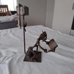 Grappig metalen moeren beeldje: Mannetje op het toilet, Ophalen of Verzenden