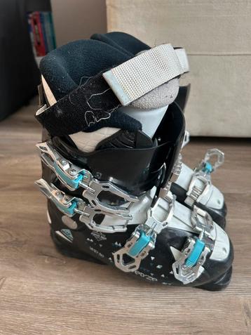 Wedze Decathlon Kinder skischoenen maat 38 beschikbaar voor biedingen
