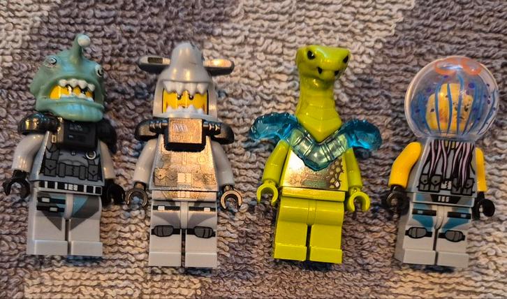 Ninjago Minifiguren, Verzamelen, Poppetjes en Figuurtjes, Zo goed als nieuw, Ophalen of Verzenden