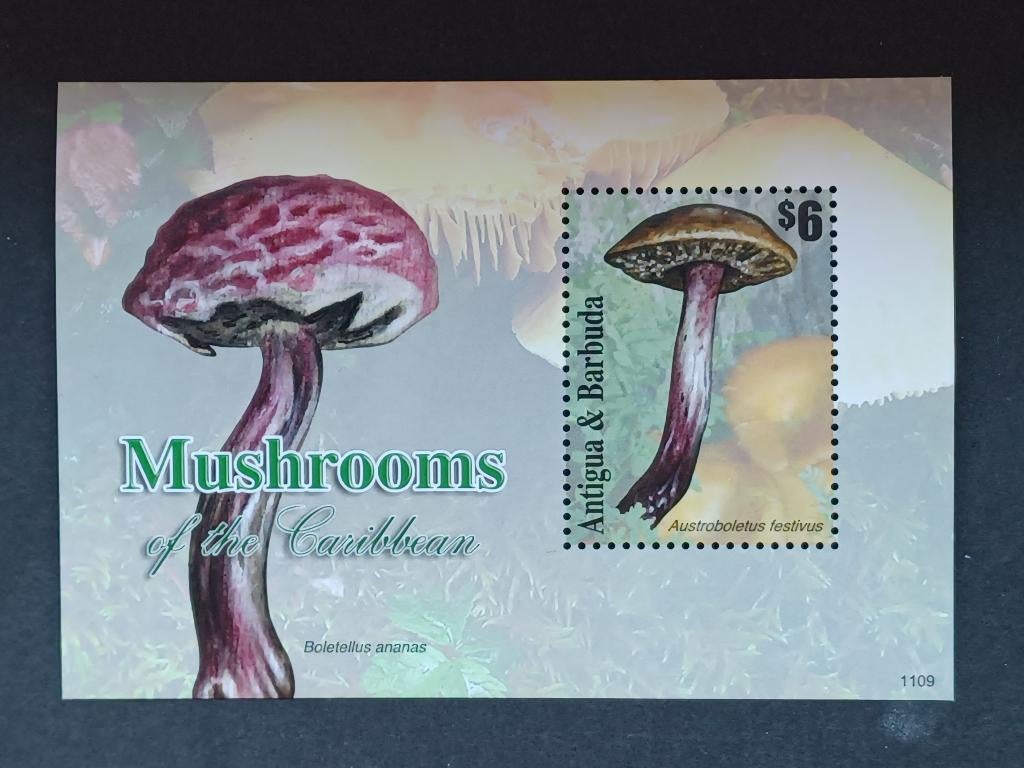 Postzegels Paddenstoelen - Antigua & Barbuda, Ophalen of Verzenden, Postfris, Dier of Natuur