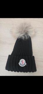 Moncler muts (origineel) (2 stuks, Ophalen of Verzenden, Zo goed als nieuw, Overige maten, Muts