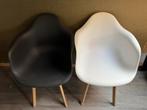2 Kunststof Kuipstoelen, Huis en Inrichting, Stoelen, Ophalen, Kunststof, Gebruikt, Twee