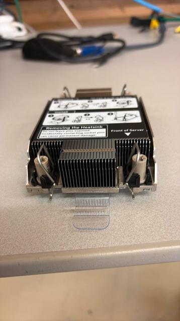 Stock lga4677 koeler  beschikbaar voor biedingen
