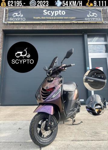Piaggio Zip | 2023 | Sport Uitlaat | Malossi ECU | Carbon | beschikbaar voor biedingen