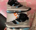 REEBOK SHAQATTACK 4 pump/New/Size 10.5us, Kleding | Heren, Schoenen, Overige kleuren, Sportschoenen, Ophalen of Verzenden, Zo goed als nieuw