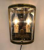 Wandlamp met kaarslampjes achter gebogen glas ., Ophalen