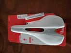 Toupe pro zadel wit 143, Fietsen en Brommers, Fietsonderdelen, Ophalen, Nieuw, Racefiets, Zadel