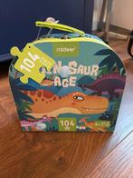 Dinosaurus puzzel in koffer 104 stukjes, Ophalen, Meer dan 50 stukjes, Zo goed als nieuw, 4 tot 6 jaar