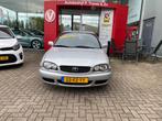 Toyota Corolla 1.6 VVT-i Terra,APK T/M 6-6-2026Automaat,5 Zi, Auto's, Oldtimers, Metallic lak, Origineel Nederlands, Bedrijf, Grijs